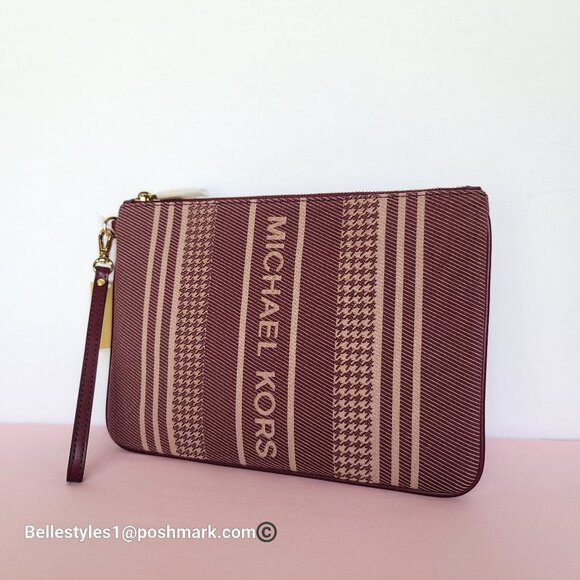 MICHAEL KORS Jet Set Signature Jacquard Large Zip Pouch Wristlet- Dark Berry ⭐ - Picture 4 of 16